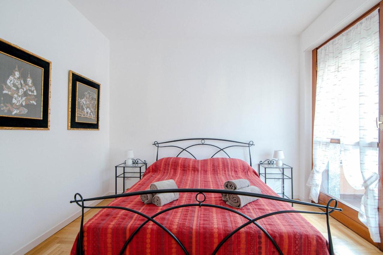 Dodo Red - The House Of Travelers Apartment Como Exterior foto