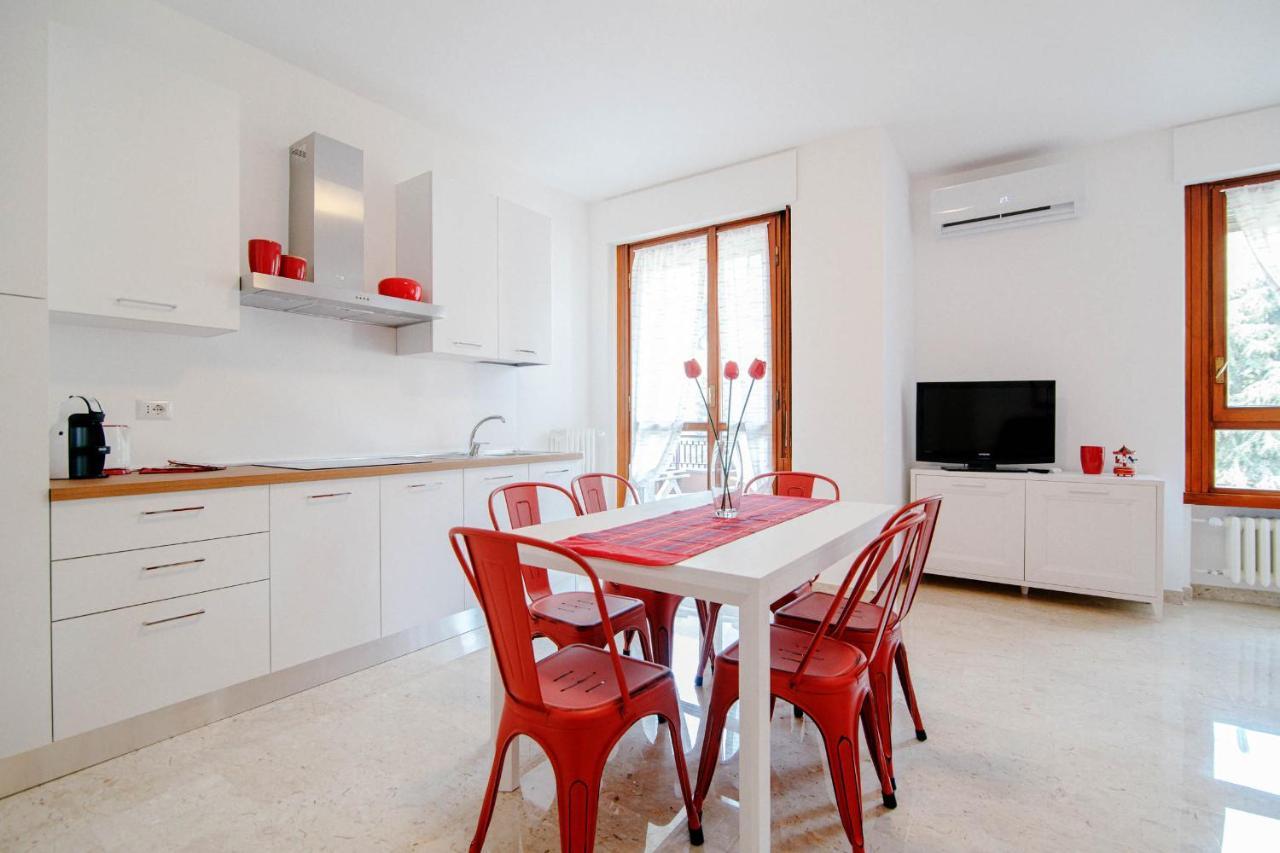 Dodo Red - The House Of Travelers Apartment Como Exterior foto