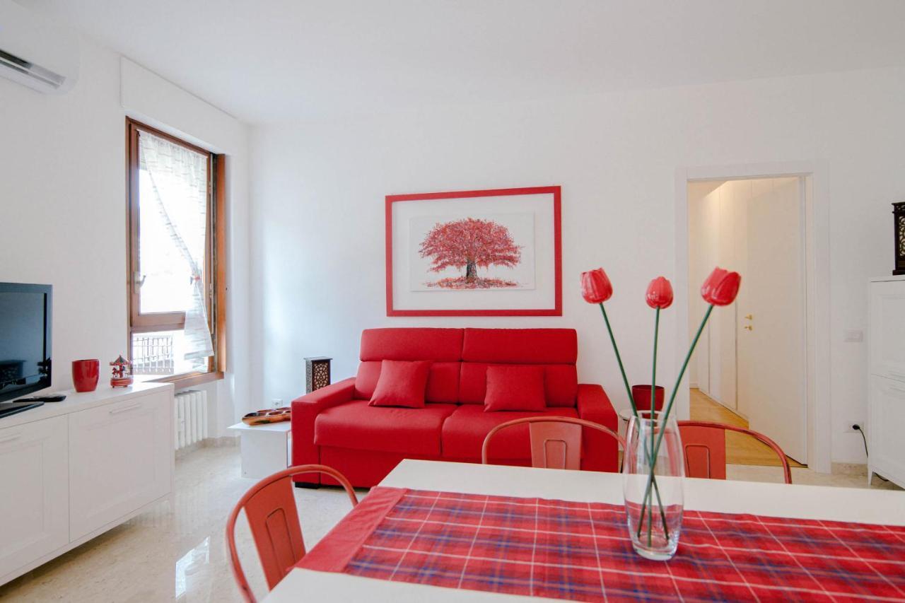 Dodo Red - The House Of Travelers Apartment Como Exterior foto