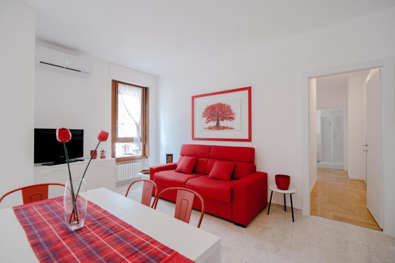 Dodo Red - The House Of Travelers Apartment Como Exterior foto